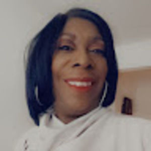 Meet your Posher, Phyllis